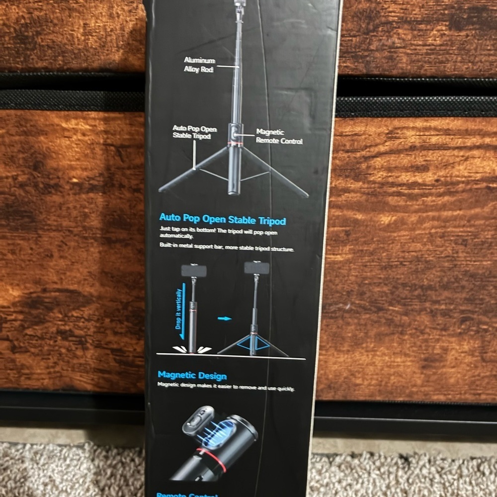 Black Selfie Stick with Remote - Picture 3 of 7